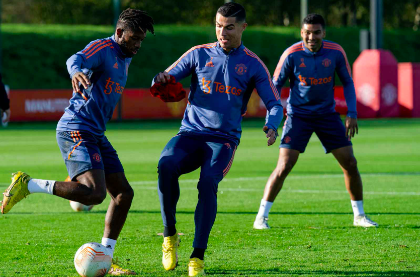 M.U tập luyện: Ronaldo trở lại với thái độ khó tin - Bóng Đá