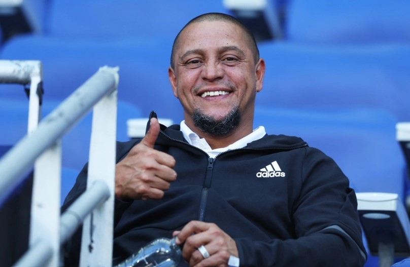 Roberto Carlos: 'Kane và Arnold đủ sức đá cho tuyển Brazil' - Bóng Đá