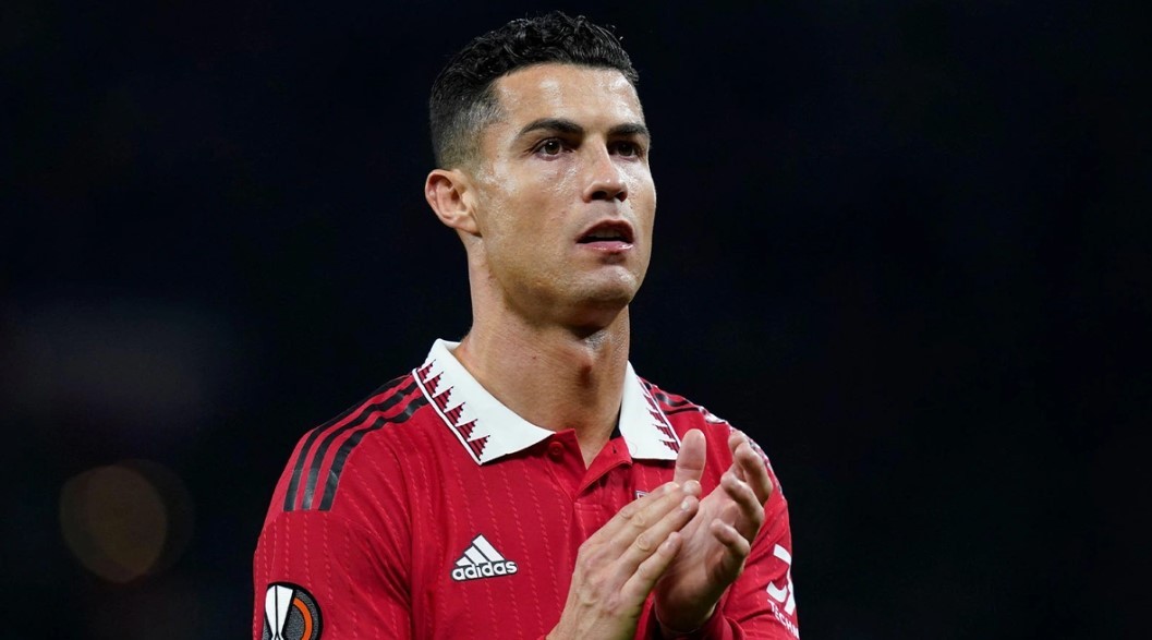 Ronaldo cản đà thăng tiến của MU - Bóng Đá