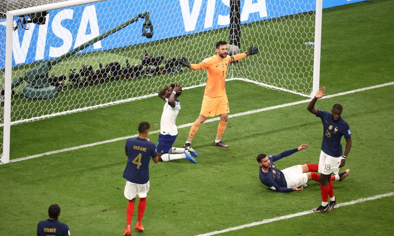 Lineker chỉ dùng 1 từ để miêu tả Saka - Bóng Đá
