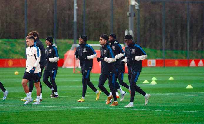 Tân binh M.U xuất hiện trong buổi tập trước đại chiến Man City - Bóng Đá