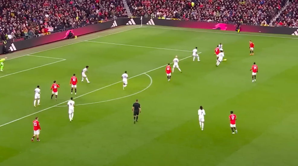 Pha ban bật đẹp mắt của Man Utd - Bóng Đá