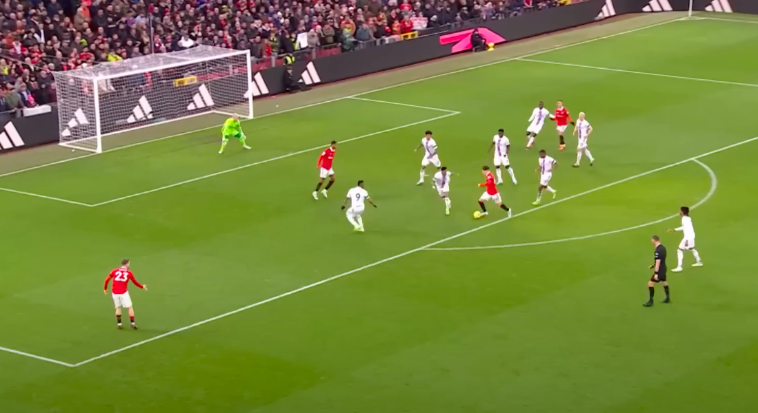 Pha ban bật đẹp mắt của Man Utd - Bóng Đá