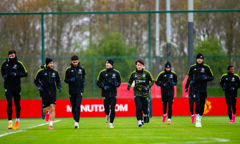 Man Utd  - Bóng Đá