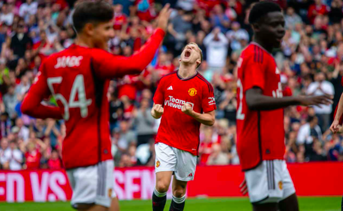 Chấm điểm Man Utd: Nhạt nhòa Mount; Pogba mới điểm 8 - Bóng Đá