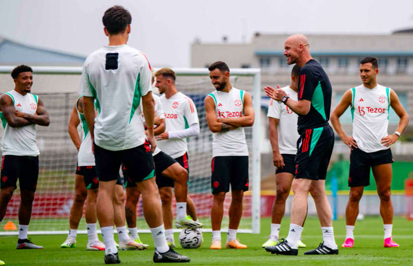 Onana bất ngờ thân thiết với viện binh ở buổi tập của Man Utd - Bóng Đá