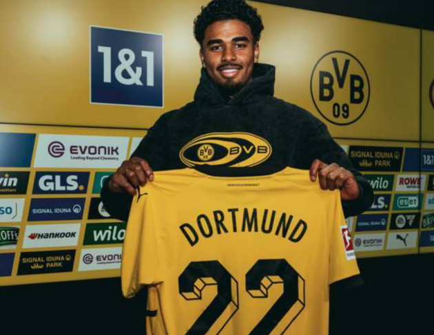 BVB sign Ian Maatsen on loan - Bóng Đá