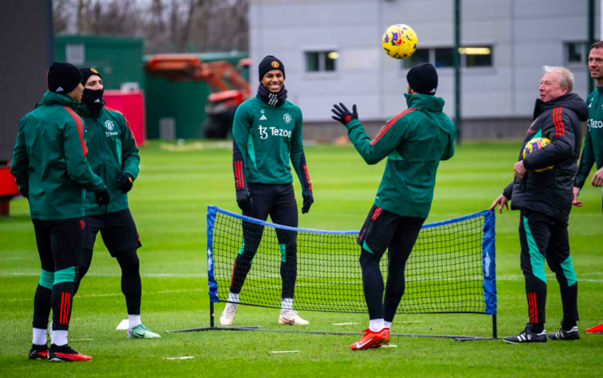 2 viện binh xuất hiện trên sân tập M.U, sẵn sàng chiến Tottenham - Bóng Đá