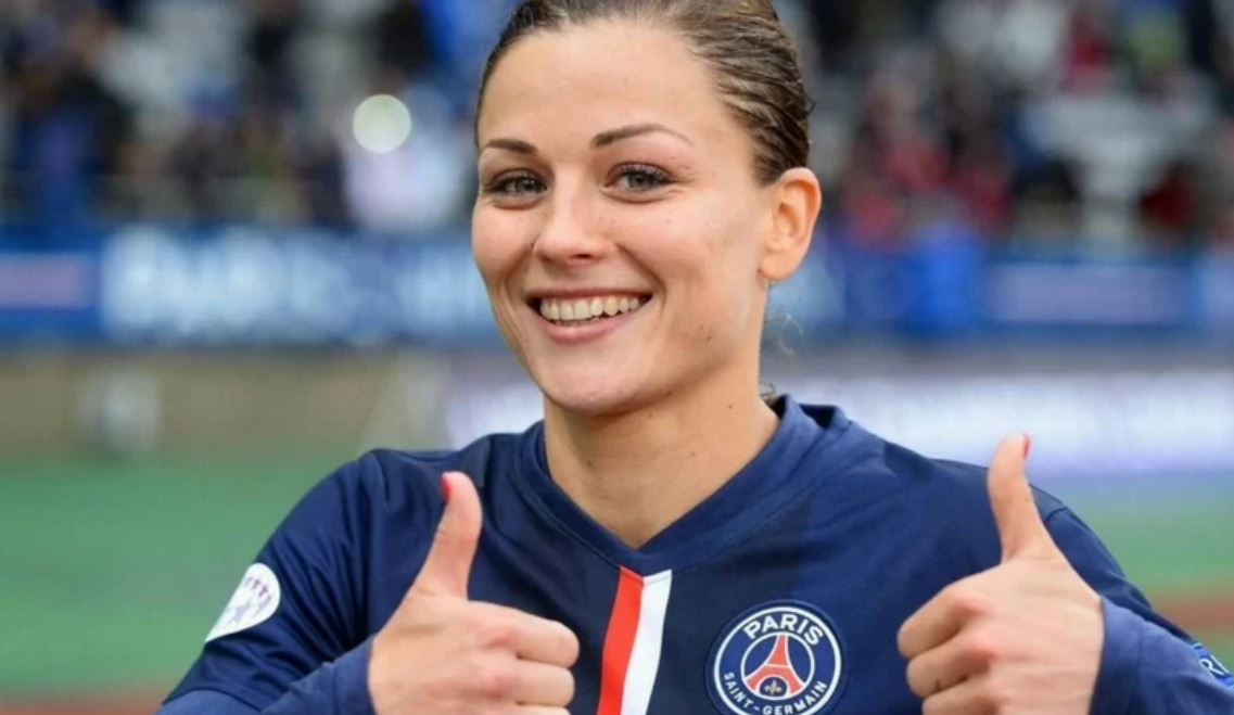 Đại sứ PSG buông lời chỉ trích Ronaldo - Bóng Đá