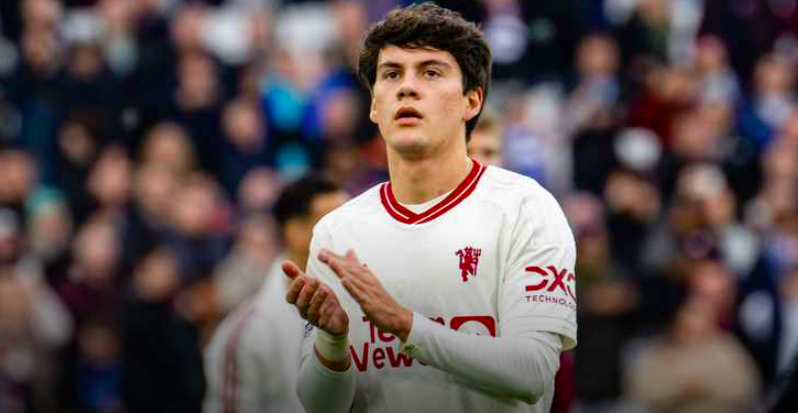 Official: Facundo Pellistri - Bóng Đá