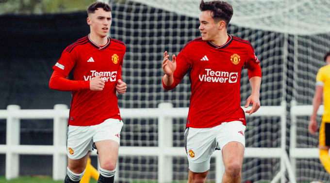 Hủy diệt cả giải đấu, U18 M.U xuất sắc lên ngôi vô địch - Bóng Đá