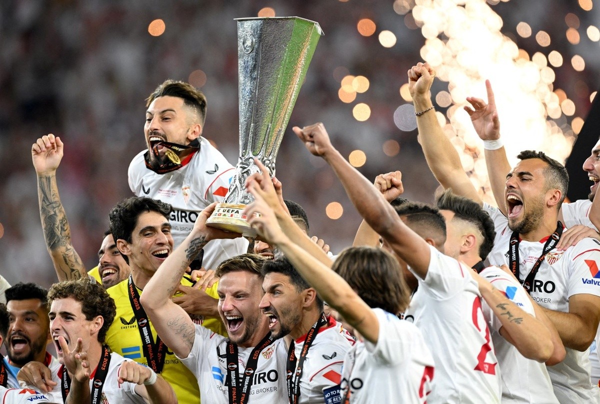 Kỷ lục của Mourinho bị Sevilla chặn đứng - Bóng Đá