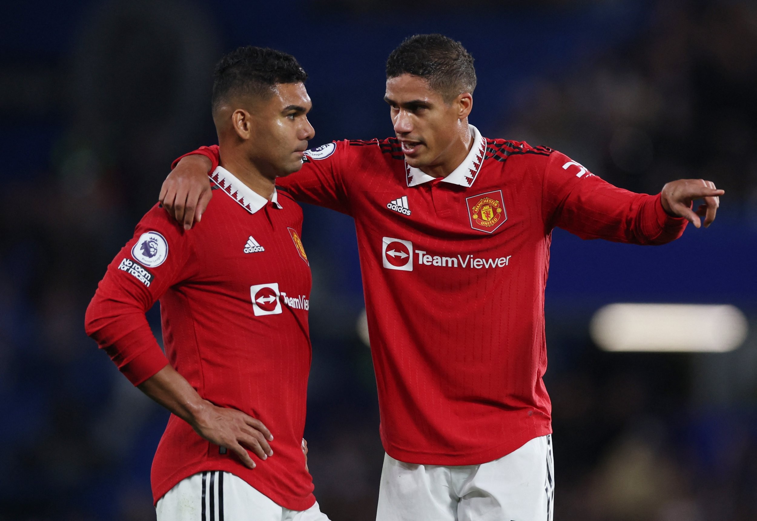 Ten Hag đã phát hiện ra 2 cầu thủ không thể thay thế ở Man Utd - Bóng Đá
