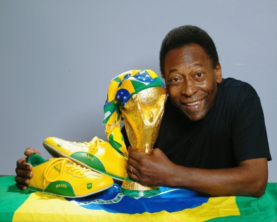 Why did Pele never play for a European club? - Bóng Đá