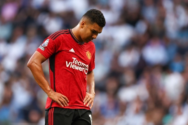 ‘Casemiro looks lost in midfield in these first two matches,’ Neville said during commentary for Sky Sports. - Bóng Đá
