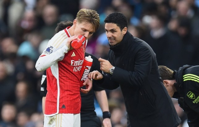 Martin Odegaard admits Arsenal players couldn’t stick to Mikel Arteta plan vs Manchester City - Bóng Đá