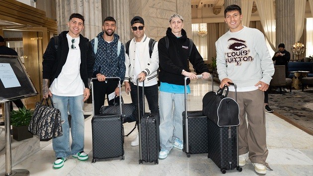 Lisandro Martinez pictured back in Argentina training during international break - Bóng Đá