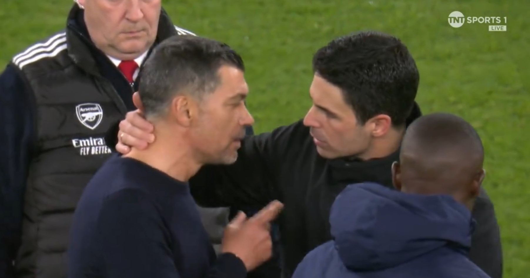 Arsenal respond to claims Mikel Arteta insulted dead family member - Bóng Đá