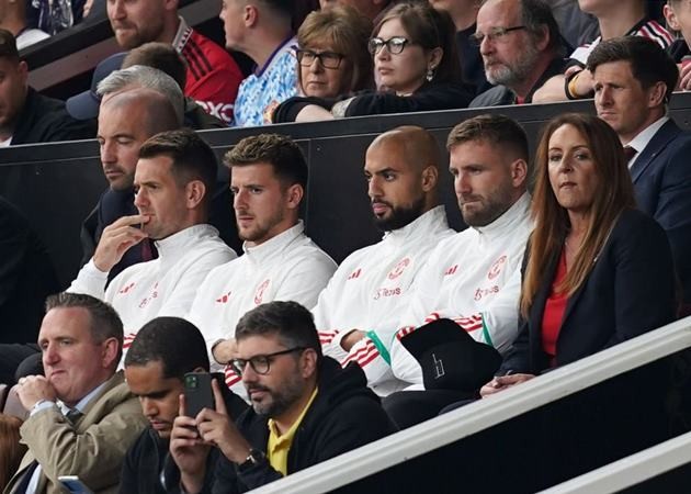 Man Utd tìm thấy chiến binh quả cảm mới, Luke Shaw hãy dè chừng - Bóng Đá