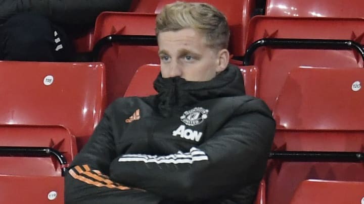 Hình ảnh của Van de Beek ở Tottenham chỉ ra ưu tiên tháng Giêng của M.U - Bóng Đá