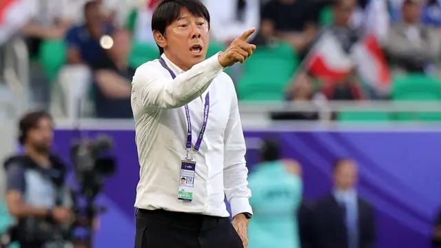 Báo Hàn nói thẳng về cơ hội của HLV Shin Tae-yong - Bóng Đá