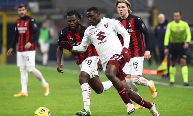 AC Milan mua Wilfried Singo - Bóng Đá