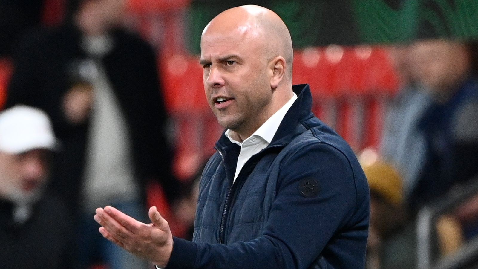 Barca đón 2 hung tin trước đại chiến với Napoli - Bóng Đá