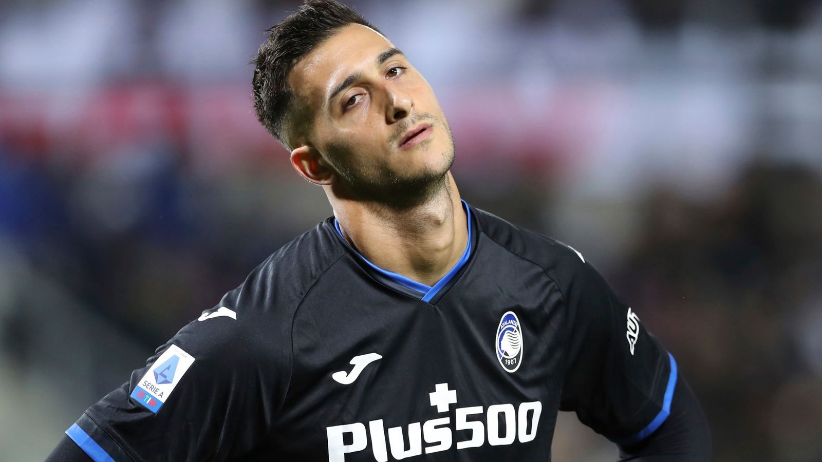 Atalanta's players reportedly woke up six times to the noise of fire alarms in their team hotel on the night before their - Bóng Đá