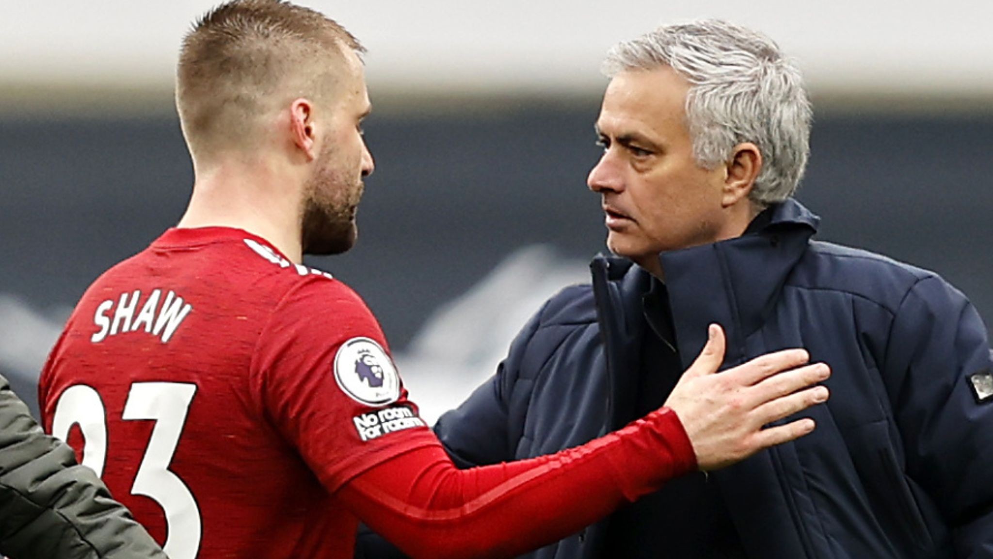 Jose Mourinho đã có thể mỉm cười với Luke Shaw ở Man Utd - Bóng Đá