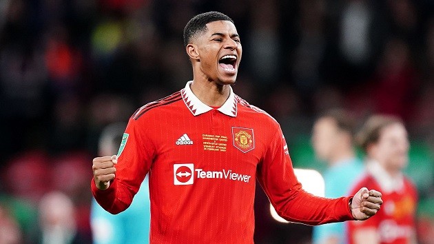 Marcus Rashford poses for touching family snaps in ‘This Is Home’ shoot after signing new £325k Man Utd contract - Bóng Đá