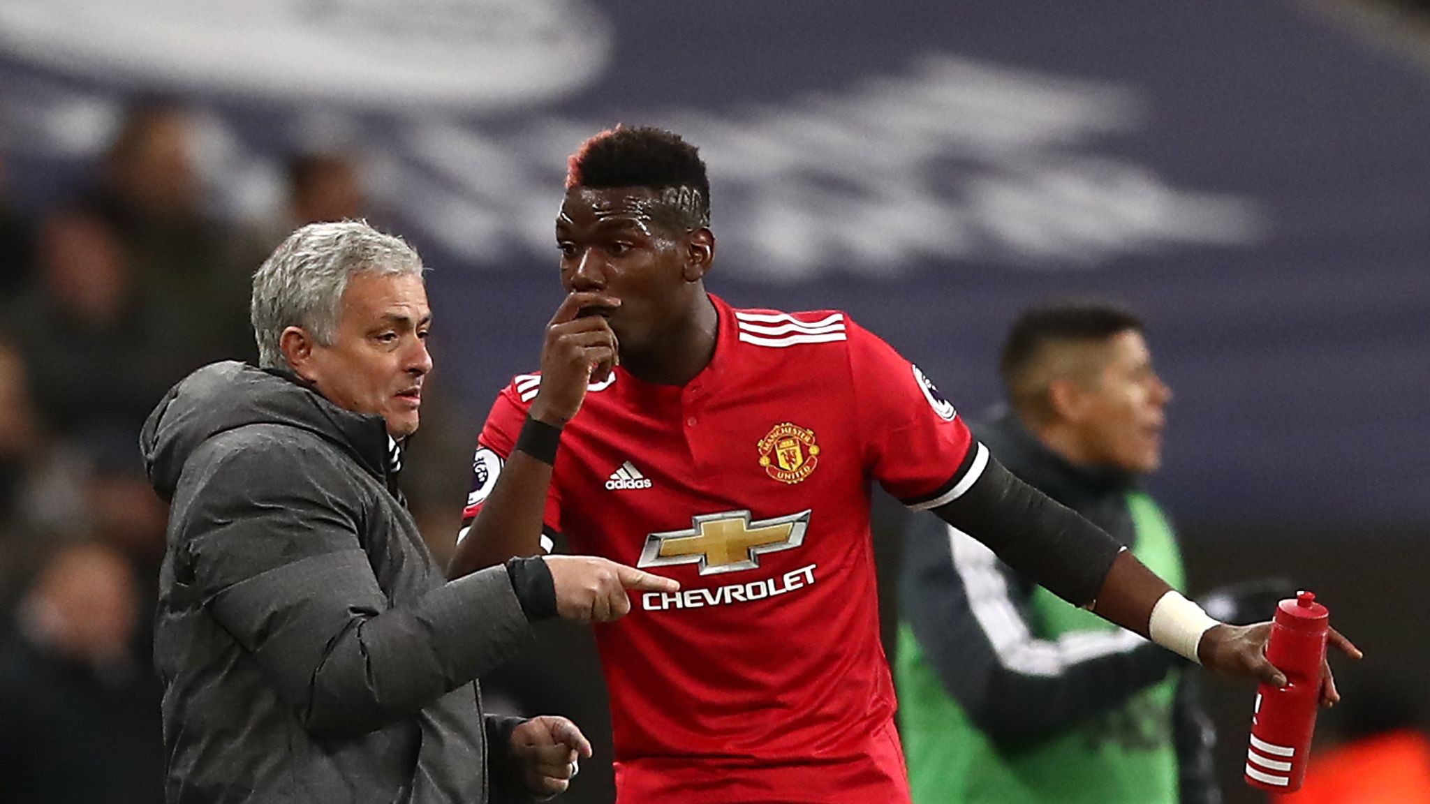 Nhìn Ten Hag, chạnh lòng với Mourinho thời ở M.U - Bóng Đá