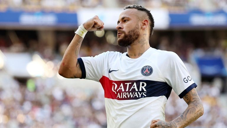 Thật hư việc Neymar nổi loạn ở PSG - Bóng Đá