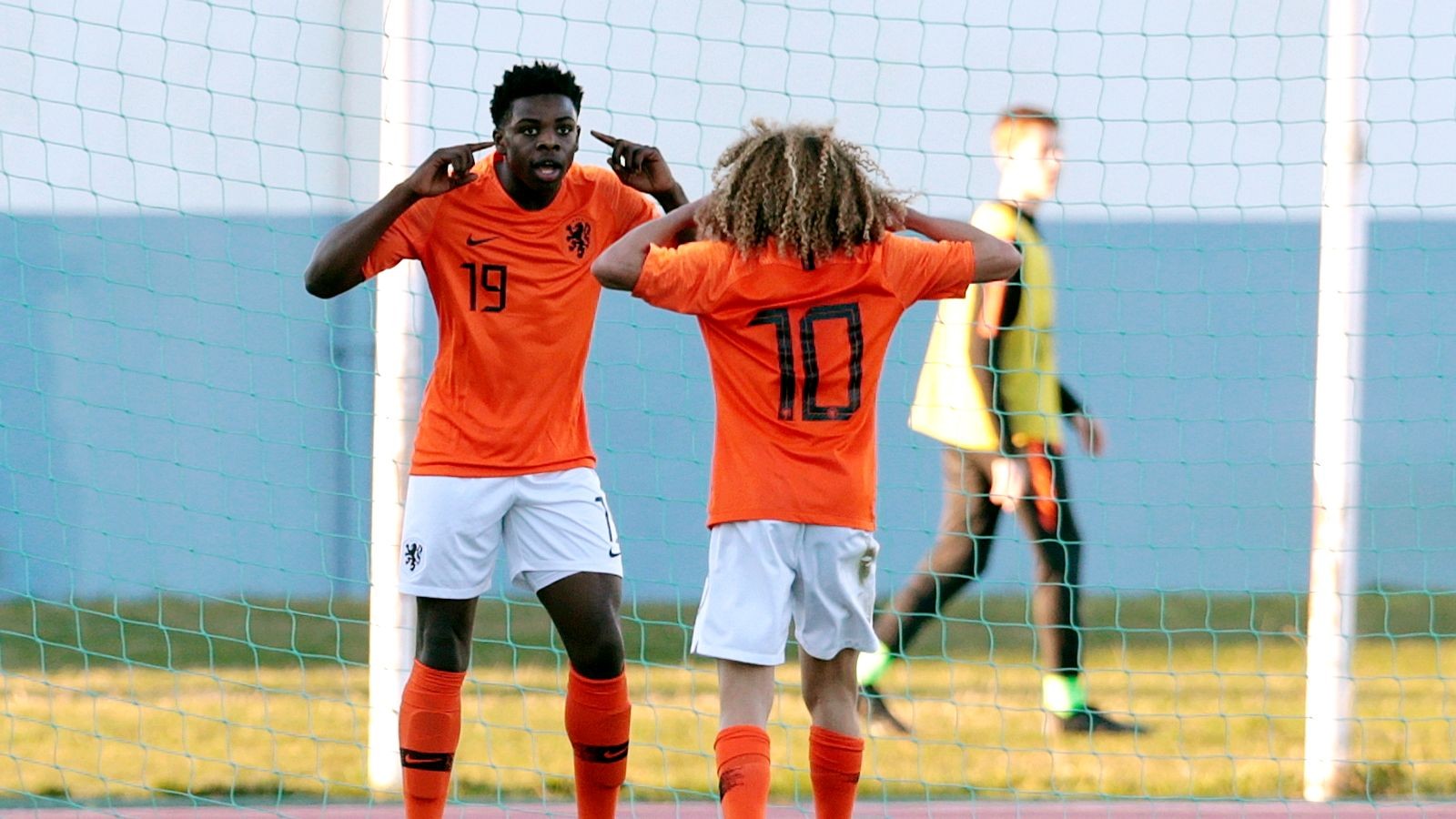 'At the end of the day, it's my career' - meet the striker who quit Manchester United and Man City to pursue his dream - Bóng Đá