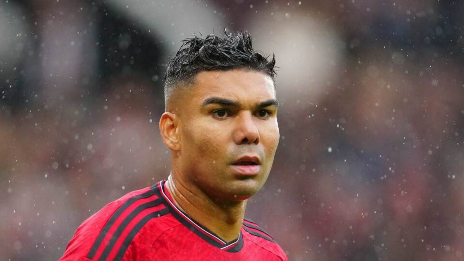 Chuyện gì đang xảy ra với Casemiro? - Bóng Đá