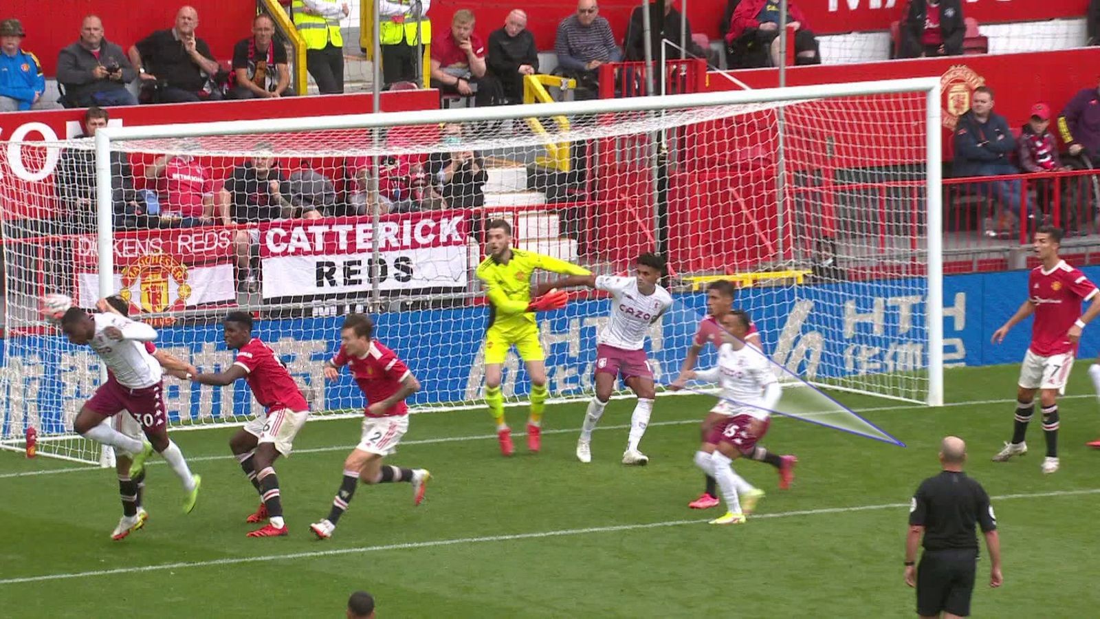 Ref Watch: David de Gea 'victim of instinct' at Old Trafford - Bóng Đá