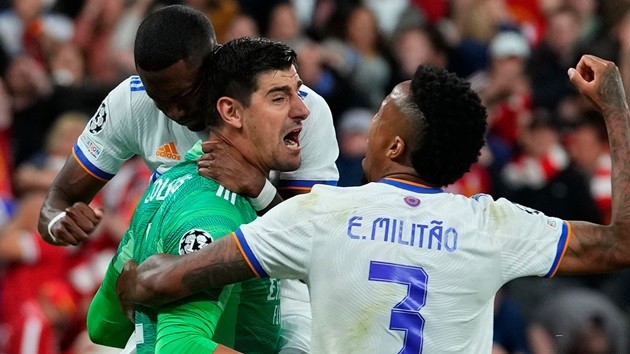 Real Madrid: Cơn đau đầu của Ancelotti - Bóng Đá