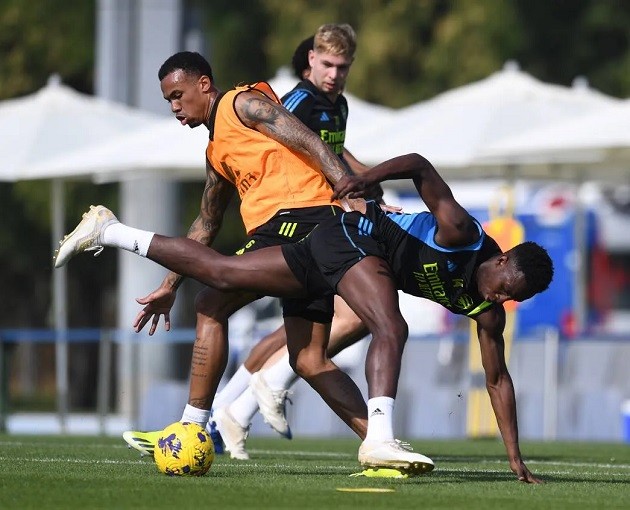  Gallery: The final training session out in Dubai - Bóng Đá