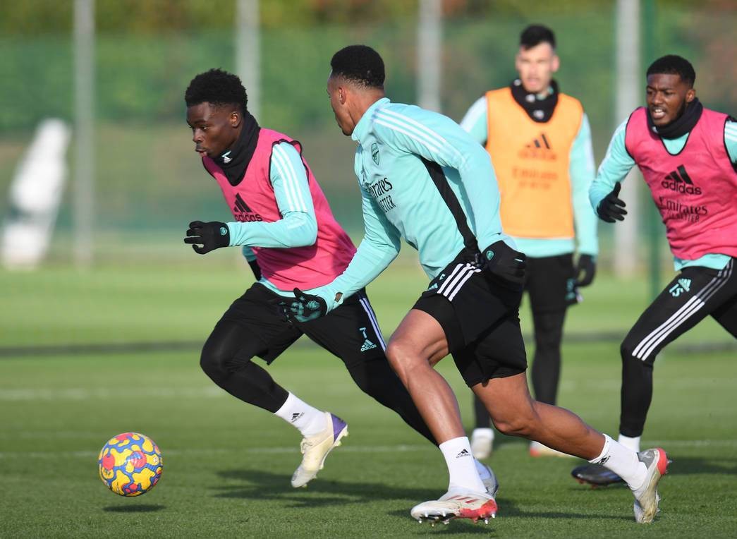 Arsenal tập - Bóng Đá