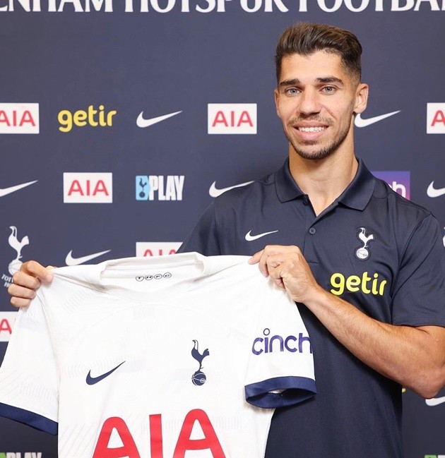 Solomon signs for Spurs - Bóng Đá