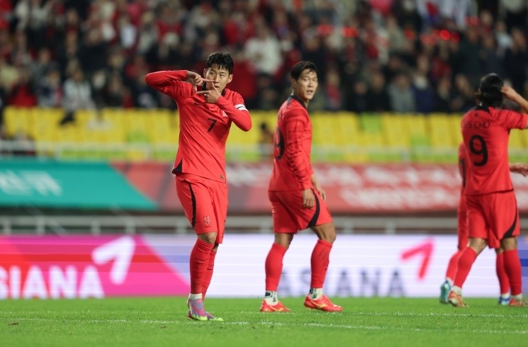 HLV Klinsmann lý giải việc sử dụng đội hình mạnh nhất, Son Heung-min đá trọn 90 phút - Bóng Đá