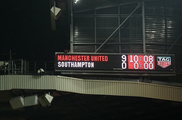 10 khoảnh khắc đáng nhớ nhất Premier League 10 năm qua: Cú sốc của Arsenal - Bóng Đá