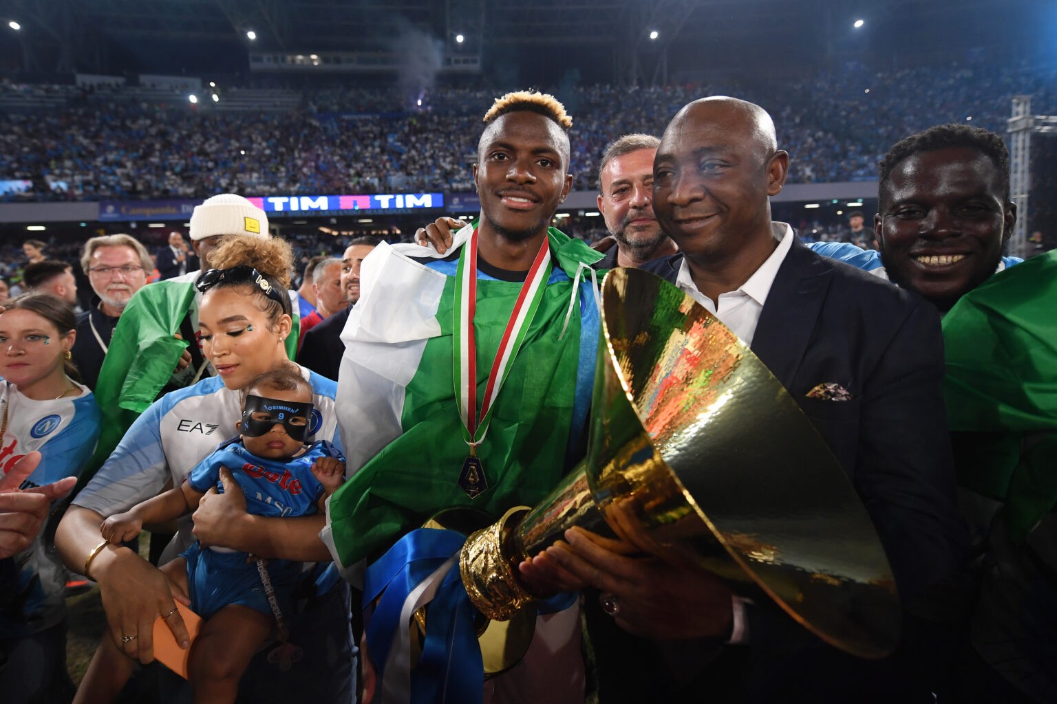 Big boost for Man Utd in Victor Osimhen pursuit as Aurelio De Laurentiis lowers price tag - Bóng Đá