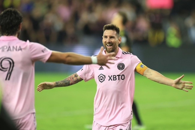 Messi sắp được tiếp viện - Bóng Đá