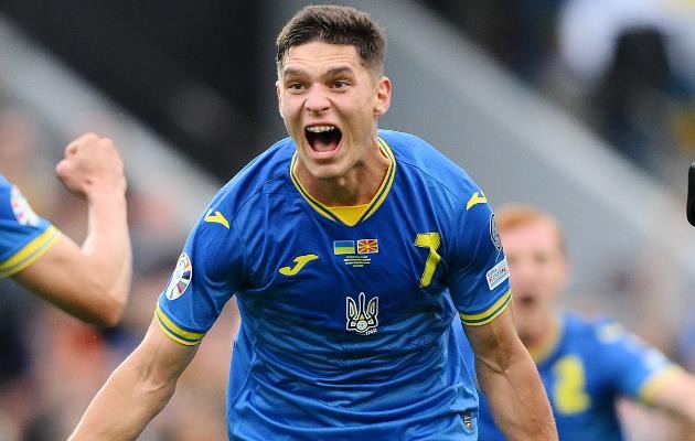 Arsenal, Chelsea and Manchester United keeping tabs on 21-year-old playmaker - Bóng Đá