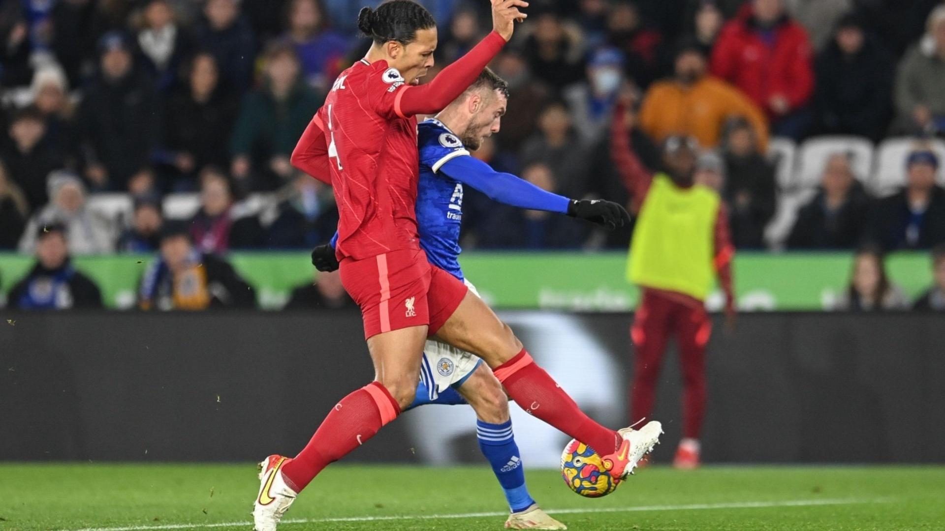 Liverpool xuất sắc ngược dòng hạ Leicester City - Bóng Đá