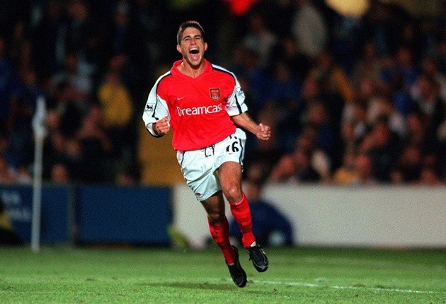 Trước Willian, những 'vũ công Samba' thể hiện ra sao tại Arsenal? - Bóng Đá