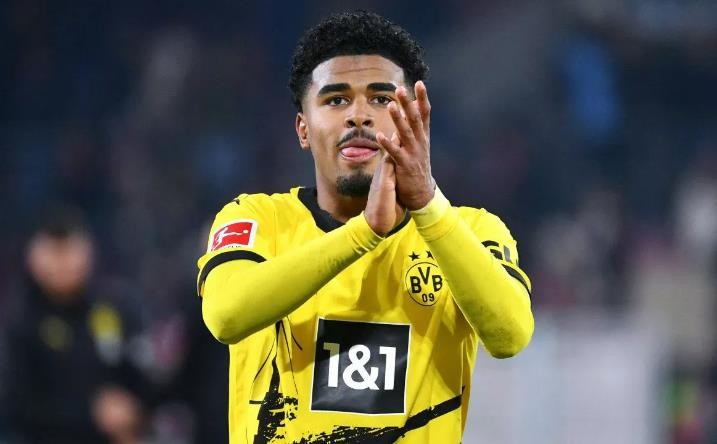  Ian Maatsen Bayern Munich want Chelsea star to replace defender heading to Real Madrid - Bóng Đá