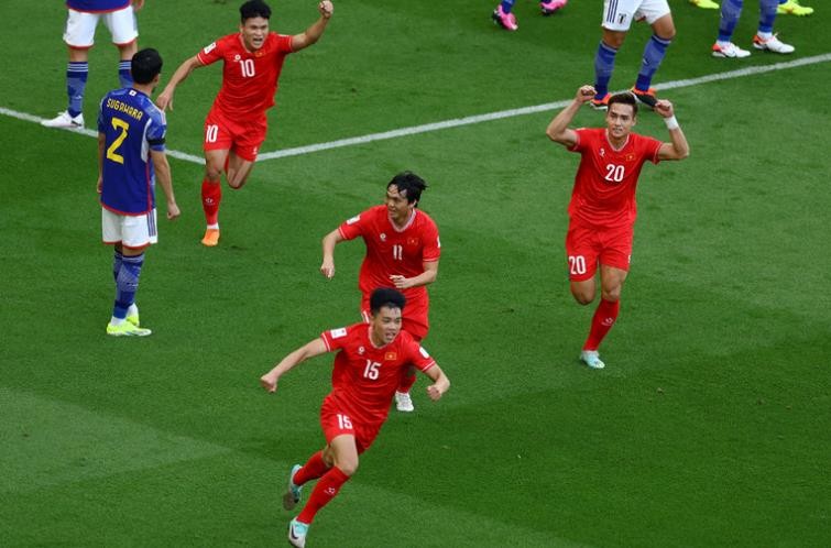 TRỰC TIẾP Việt Nam 1-1 Nhật Bản (H1): Đình Bắc gỡ hòa - Bóng Đá