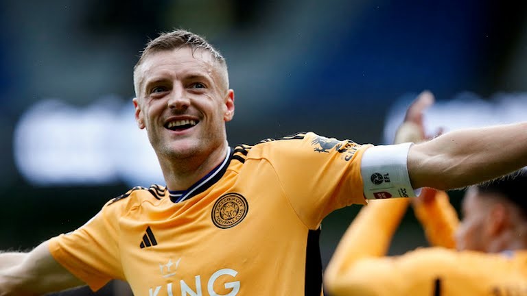 Vardy lại ghi bàn, Leicester thắng  - Bóng Đá