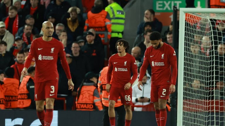 Liverpool player Joe Gomez has picked up injury vs Madrid tonight - Bóng Đá